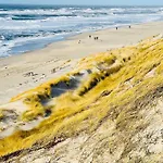 Ferienhaus-astrid-modernes-ferienhaus-in-strandnaehe Дом отдыха Вестерланд