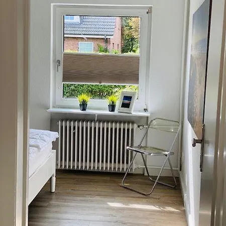 Ferienhaus-astrid-modernes-ferienhaus-in-strandnaehe * Westerland