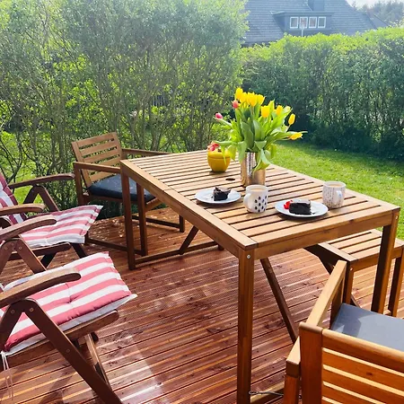 Ferienhaus-astrid-modernes-ferienhaus-in-strandnaehe *