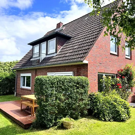 Ferienhaus-astrid-modernes-ferienhaus-in-strandnaehe Сasa de vacaciones *