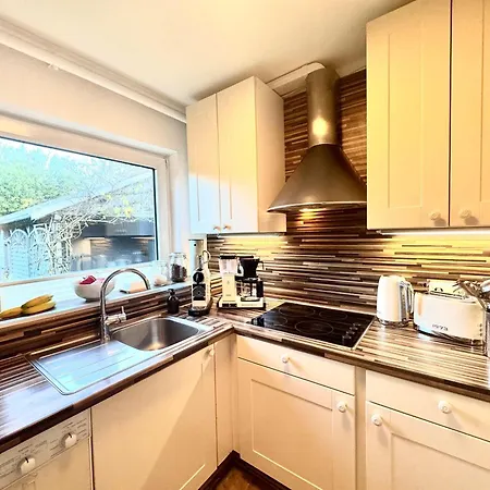 Дом отдыха Ferienhaus-astrid-modernes-ferienhaus-in-strandnaehe *